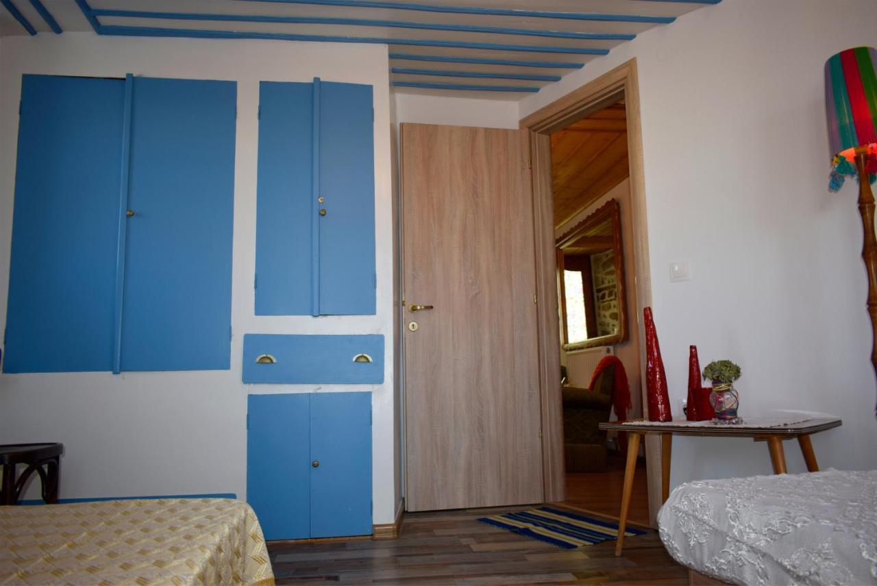 Renovated Old Manor House With Yard Arnaía Exterior foto
