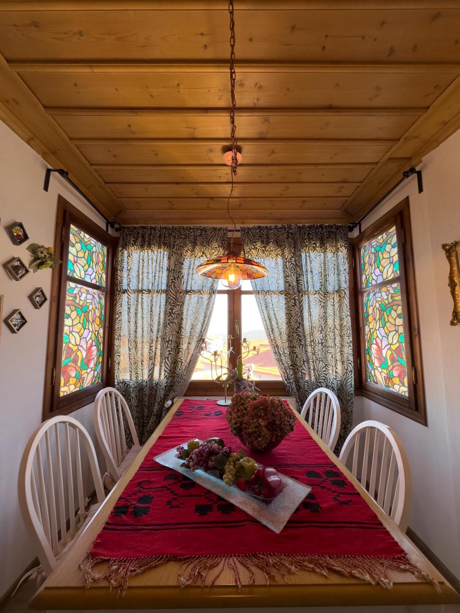 Renovated Old Manor House With Yard Arnaía Exterior foto