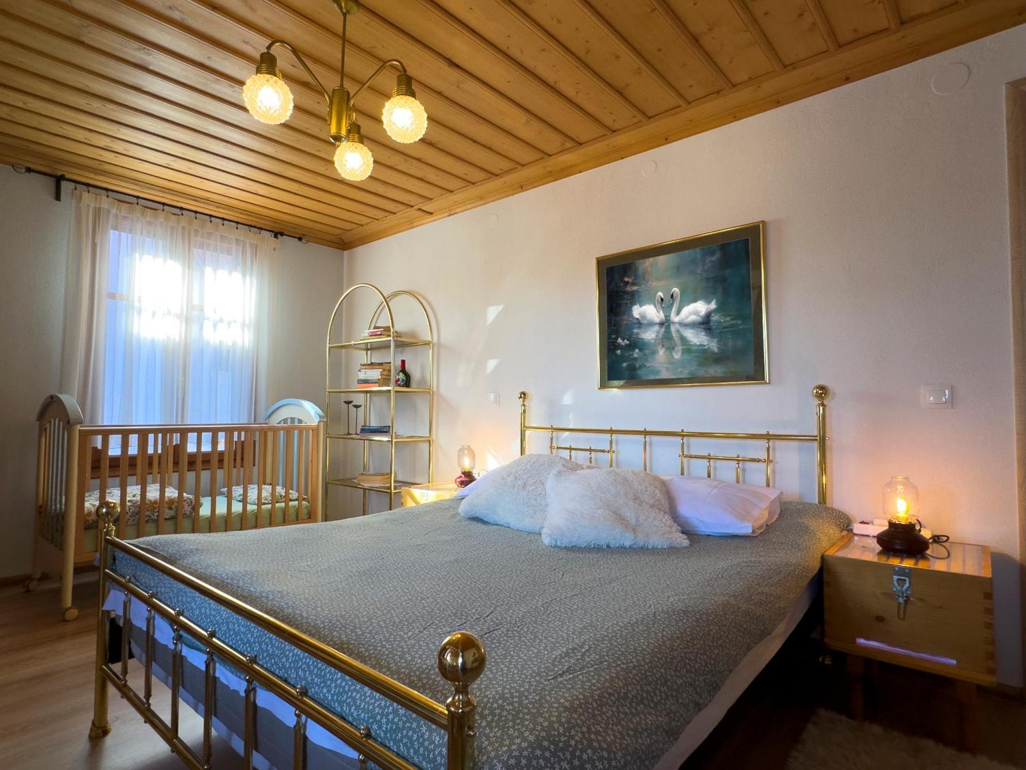 Renovated Old Manor House With Yard Arnaía Exterior foto
